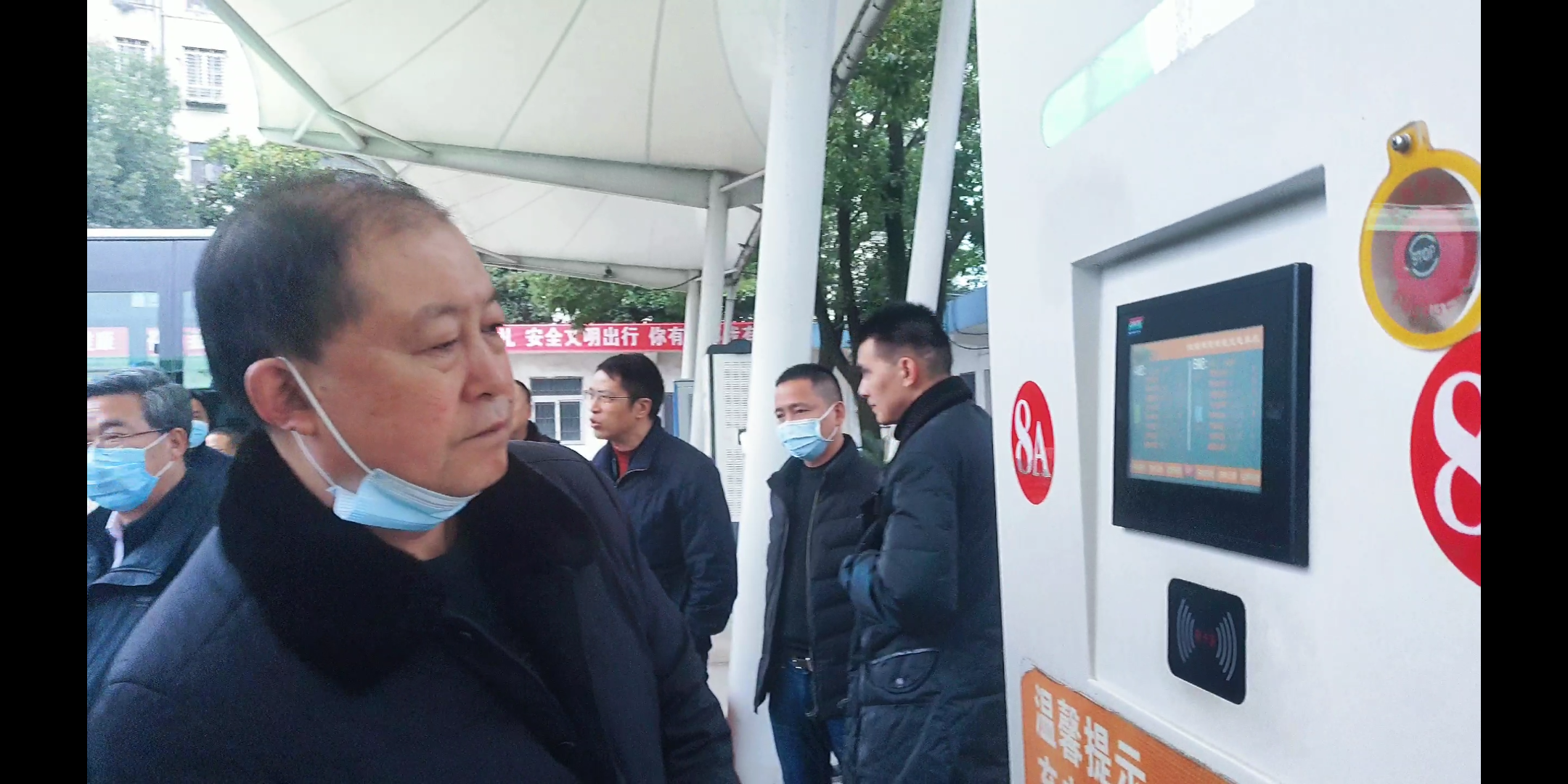 2020年12月17日 人大代表進(jìn)公交S01218-15502887.png 2020年12月17日 人大代表進(jìn)公交S01218-15502887.png